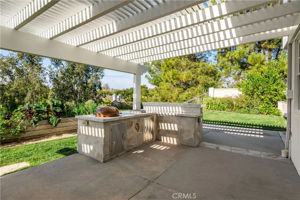15 Hillcrest Manor, Rolling Hills Estates, California 90274 home-pic-35