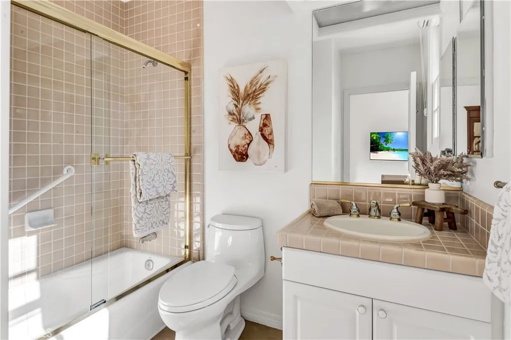 15 Hillcrest Manor, Rolling Hills Estates, California 90274 home-pic-28