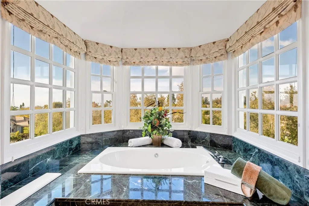 15 Hillcrest Manor, Rolling Hills Estates, California 90274 home-pic-17