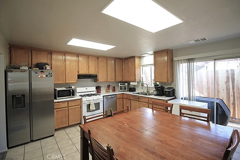 38779 E Williams, Yermo, California 92398 home-pic-17