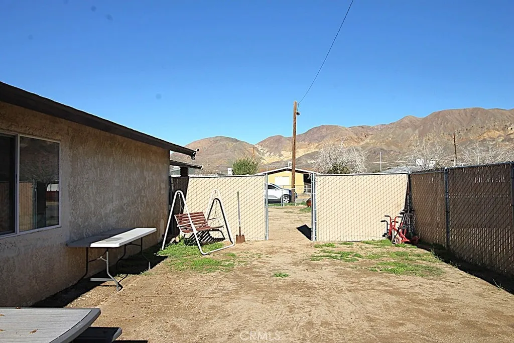 38779 E Williams, Yermo, California 92398 home-pic-39