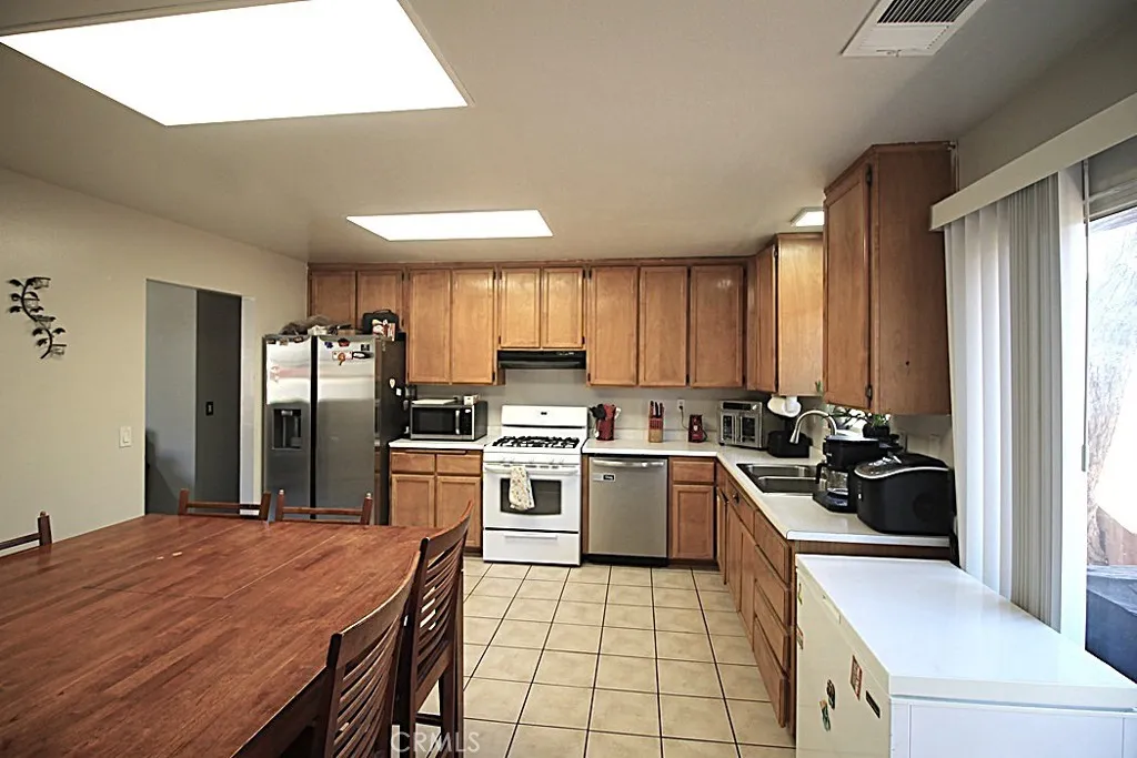 38779 E Williams, Yermo, California 92398 home-pic-20