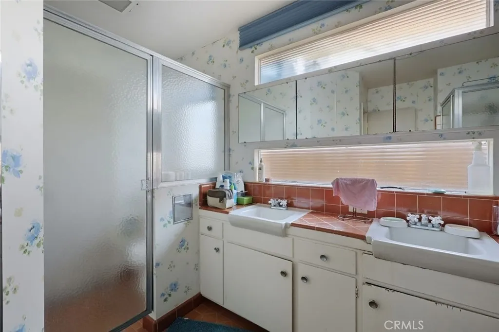 4400 Don Zarembo, Baldwin Hills, California 90008 home-pic-22