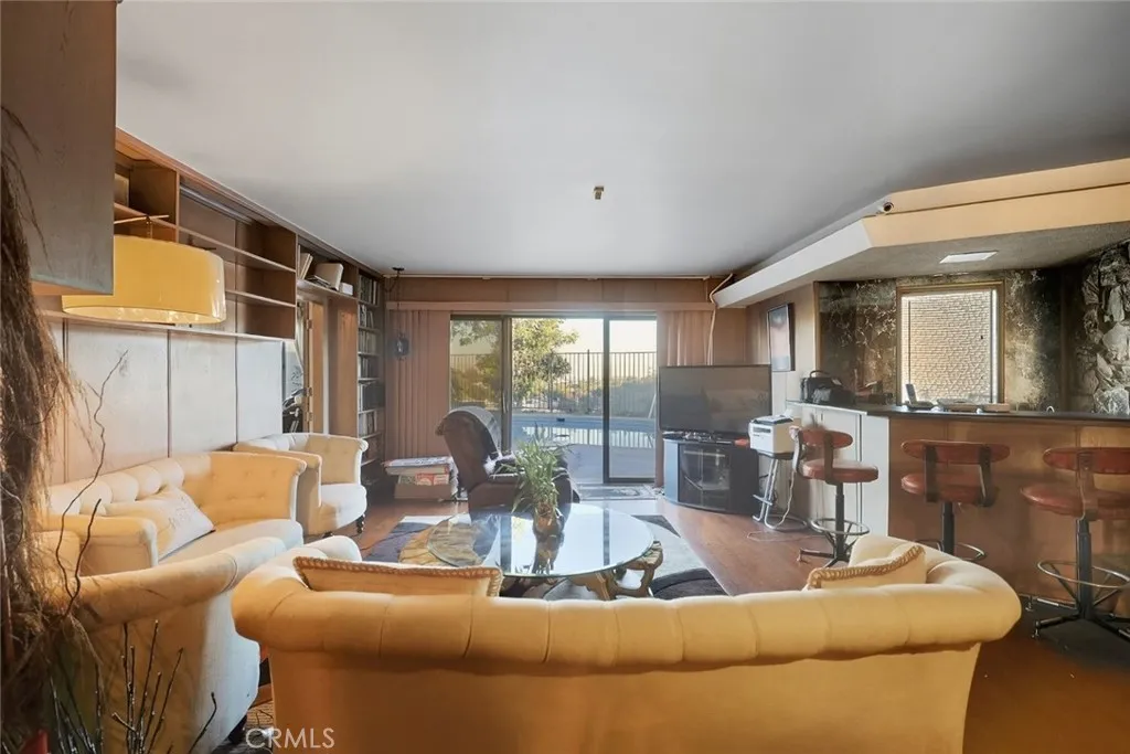 4400 Don Zarembo, Baldwin Hills, California 90008 home-pic-30