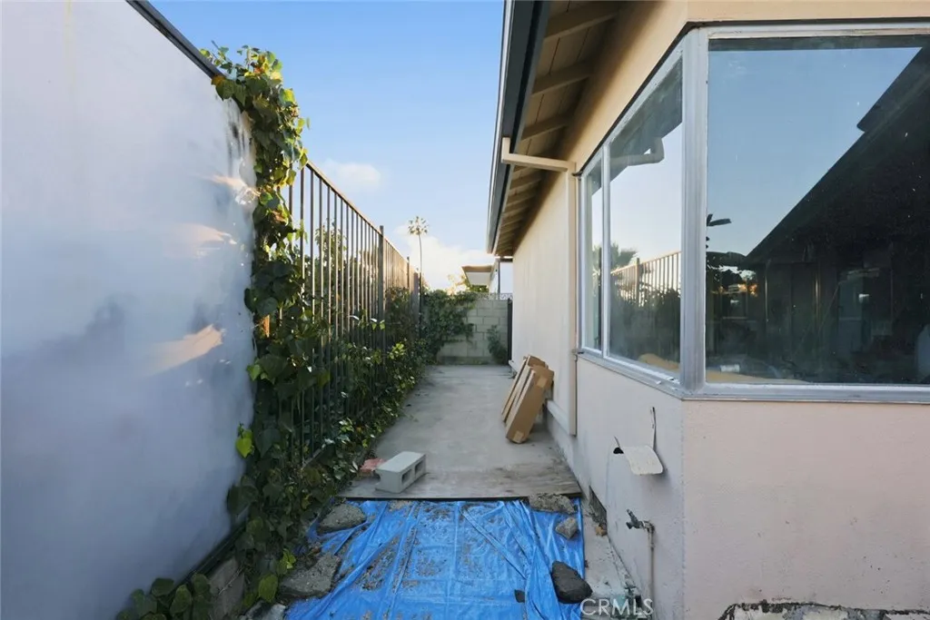 4400 Don Zarembo, Baldwin Hills, California 90008 home-pic-38