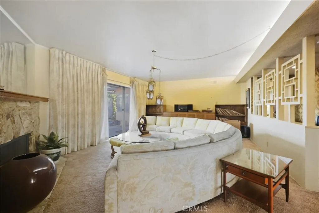 4400 Don Zarembo, Baldwin Hills, California 90008 home-pic-11