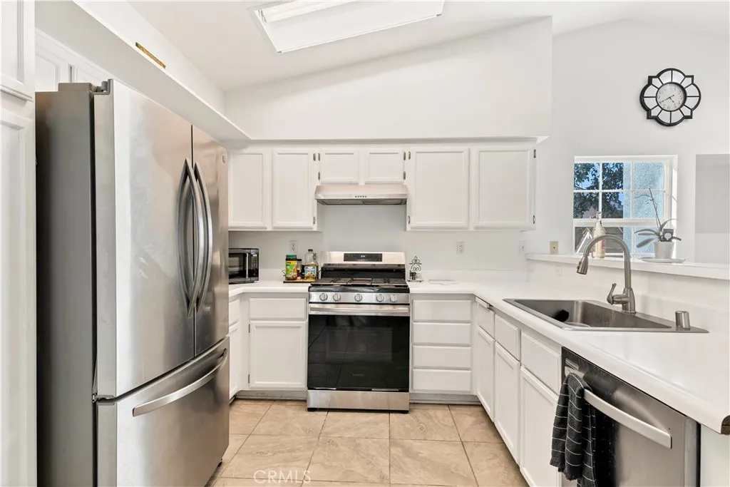 42874 Berkley, Hemet, California 92544 home-pic-8