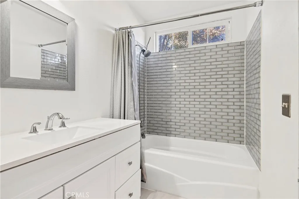 42874 Berkley, Hemet, California 92544 home-pic-23