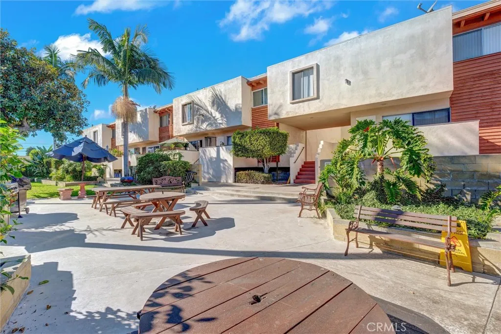 7033 Stewart And Gray Road 24, Downey, California 90241 home-pic-33