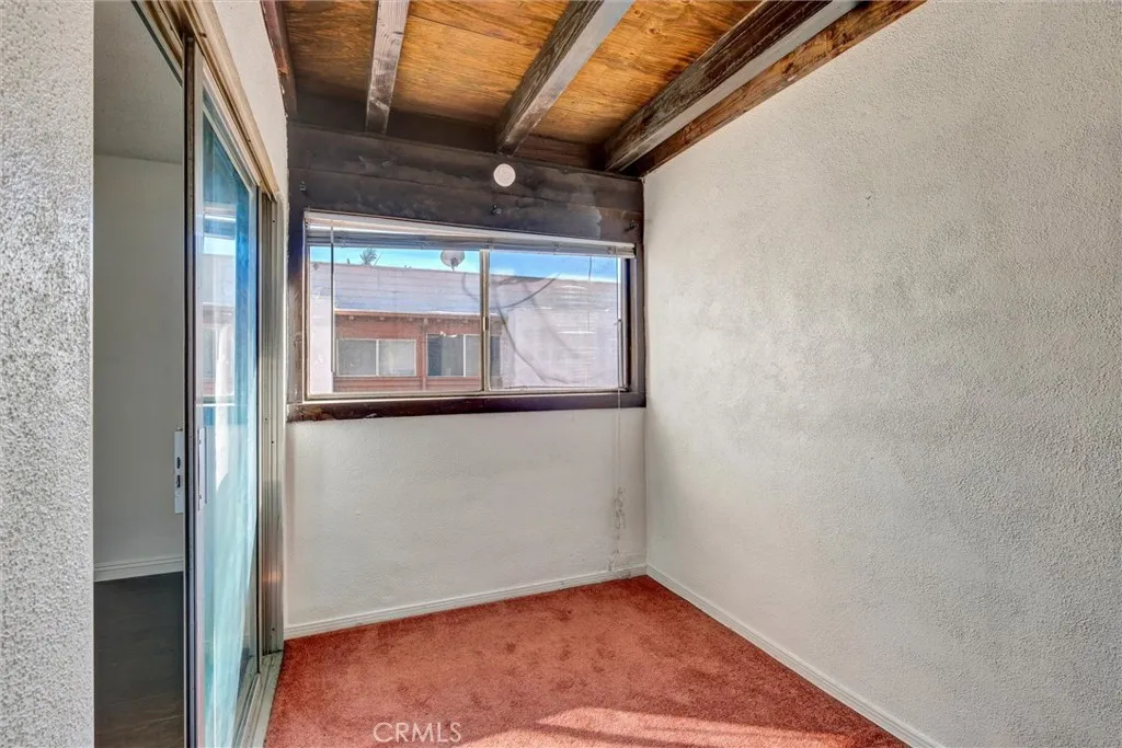 7033 Stewart And Gray Road 24, Downey, California 90241 home-pic-24