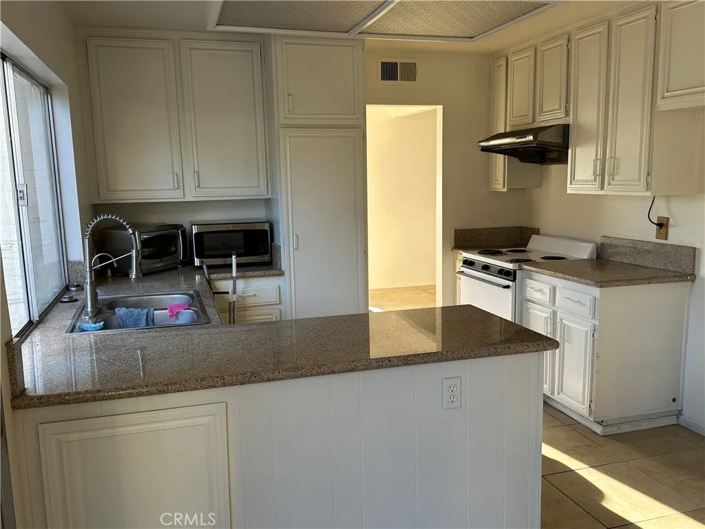1736 Kimberly, West Covina, California 91792 home-pic-7