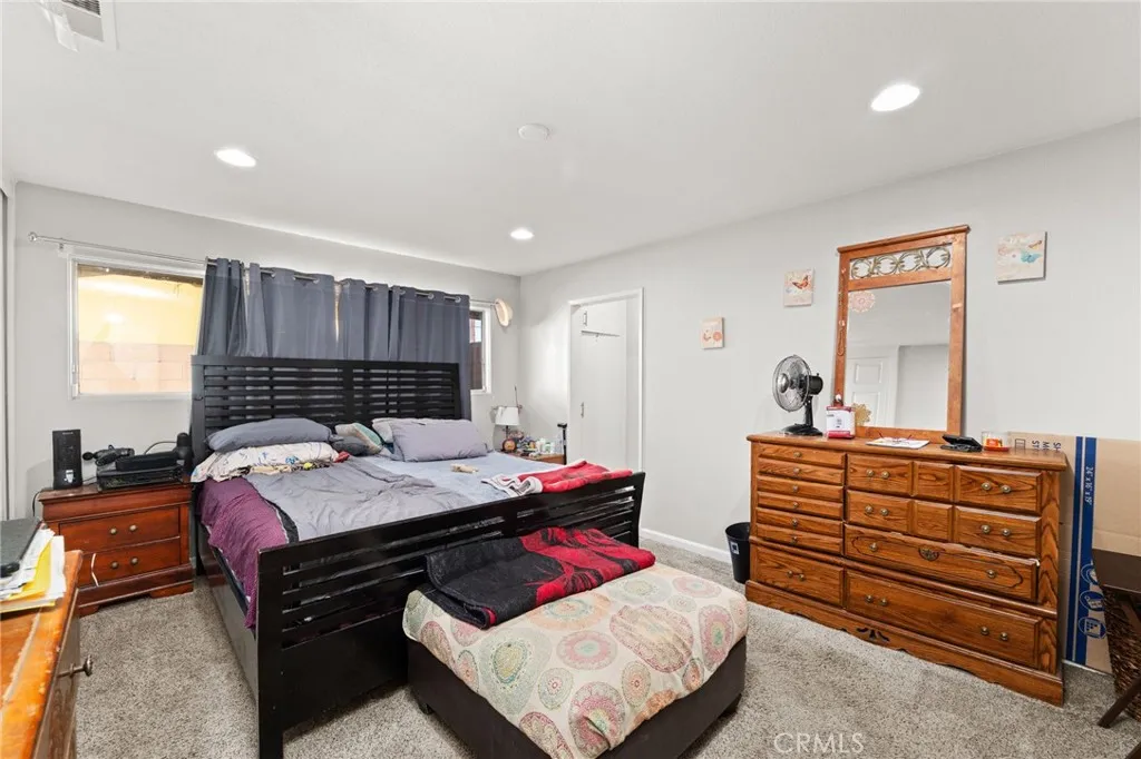640 Vista De Loma, Hemet, California 92543 home-pic-7