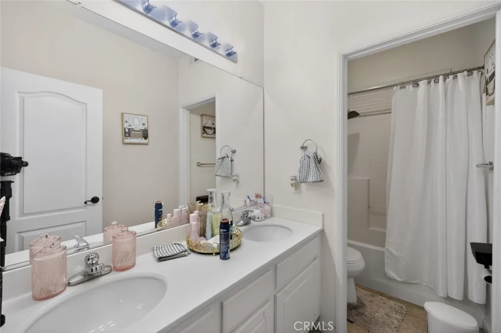 3968 Coral Haven Court, Perris, California 92571 home-pic-17