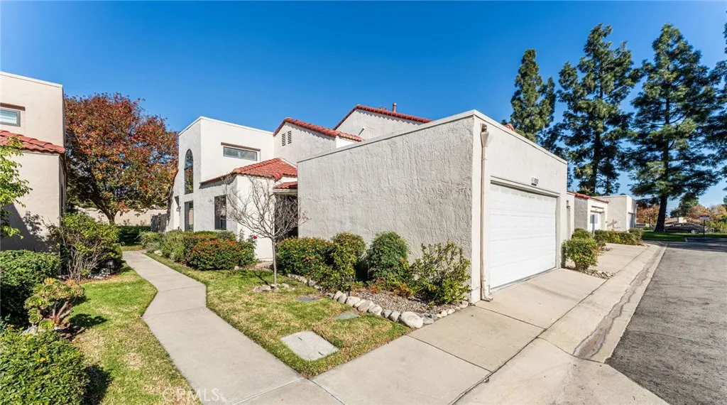 8582 Baldy Vista, Rancho Cucamonga, California 91730 home-pic-1