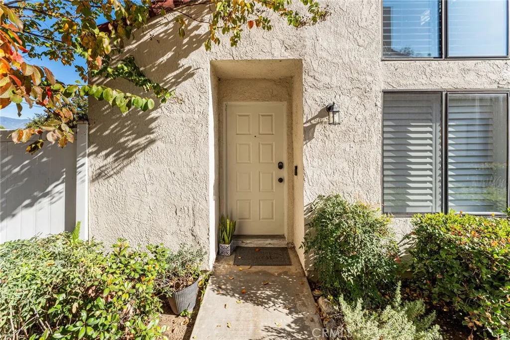 8582 Baldy Vista, Rancho Cucamonga, California 91730 home-pic-2