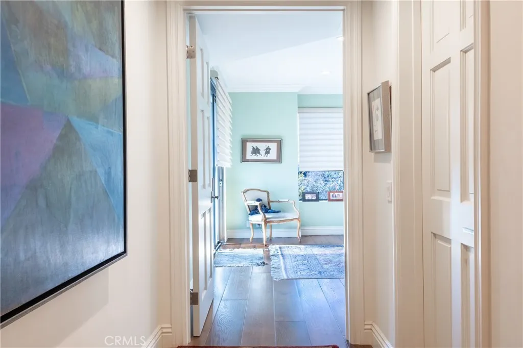 4774 Park Encino 206, Encino, California 91436 home-pic-21