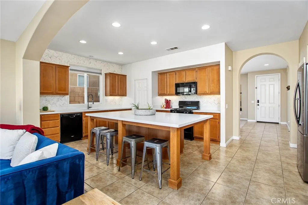 84146 Olona Court, Indio, California 92203 home-pic-5