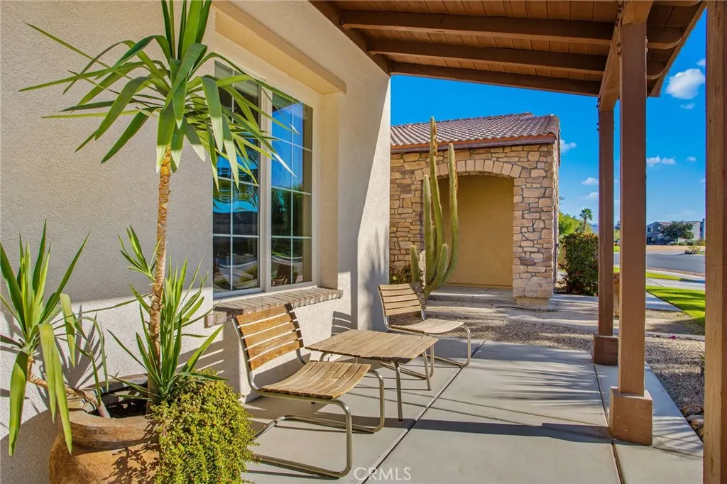 84146 Olona Court, Indio, California 92203 home-pic-2