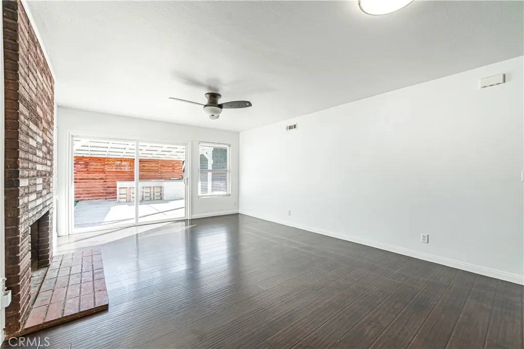 6666 Evelyn, Riverside, California 92504 home-pic-8