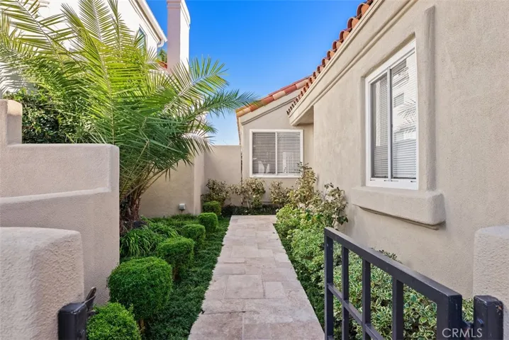 24 Cormorant, Newport Beach, California 92660