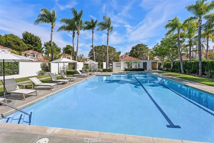 24 Cormorant, Newport Beach, California 92660