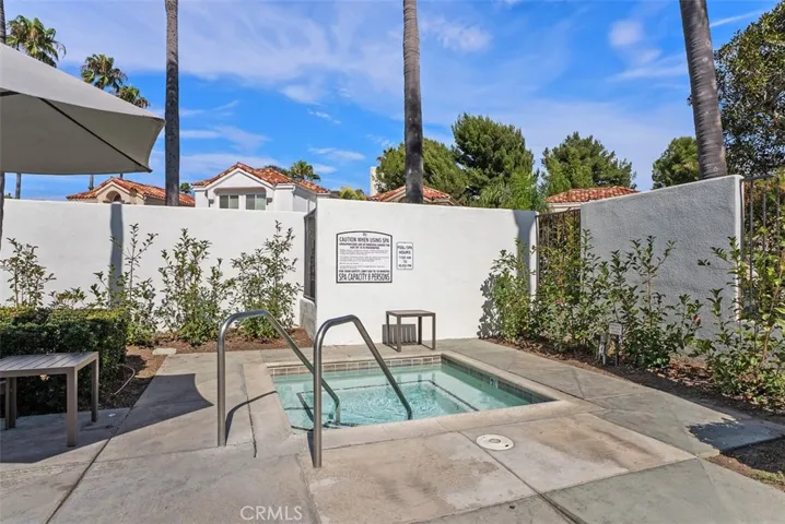 24 Cormorant, Newport Beach, California 92660