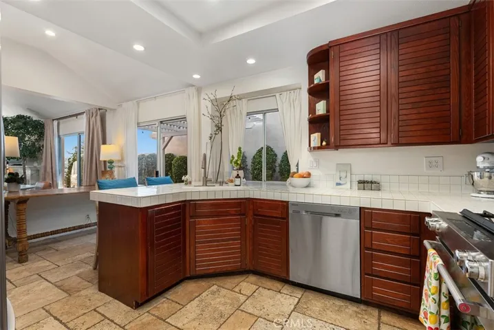 24 Cormorant, Newport Beach, California 92660
