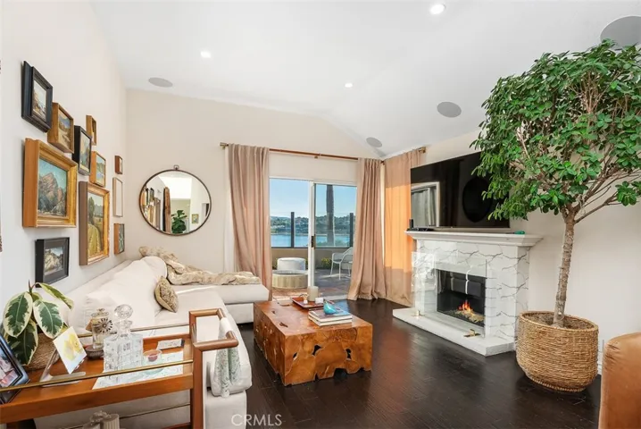 24 Cormorant, Newport Beach, California 92660