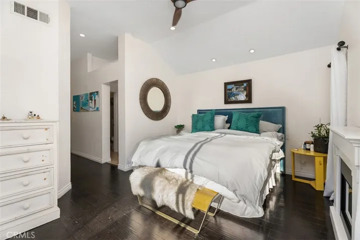 24 Cormorant, Newport Beach, California 92660
