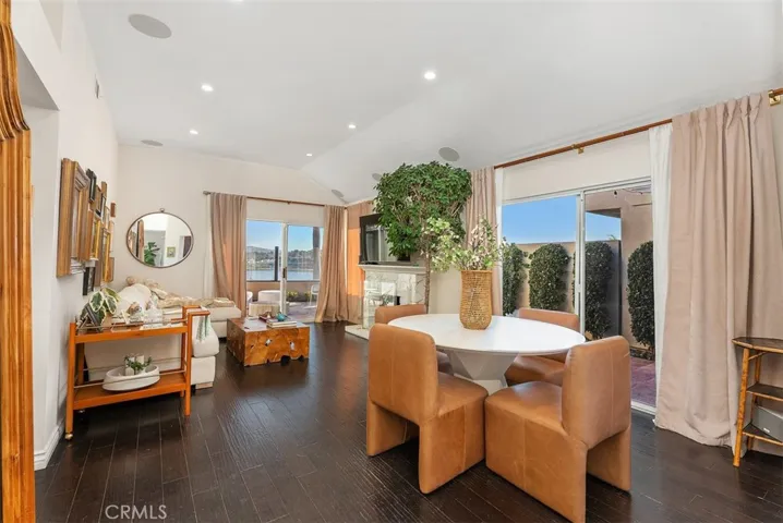 24 Cormorant, Newport Beach, California 92660