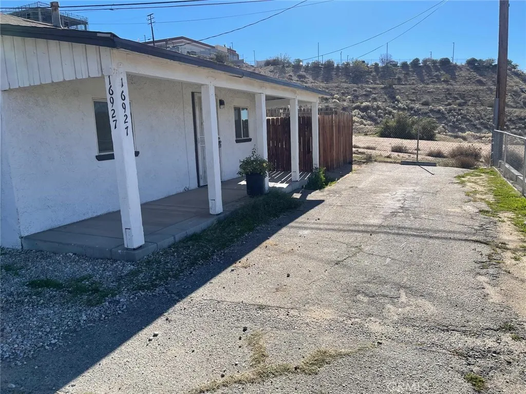 16925 Monte Vista, Victorville, California 92395 home-pic-1
