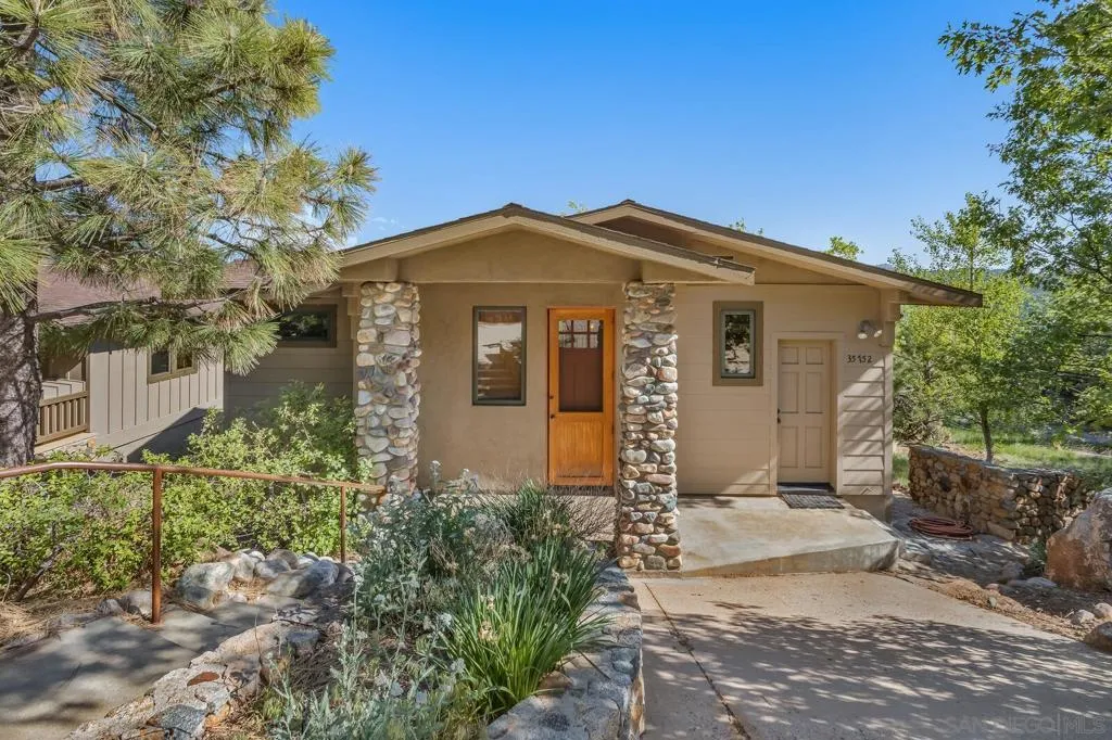 35750 Mountain Circle Dr, Julian, California 92036 home-pic-35