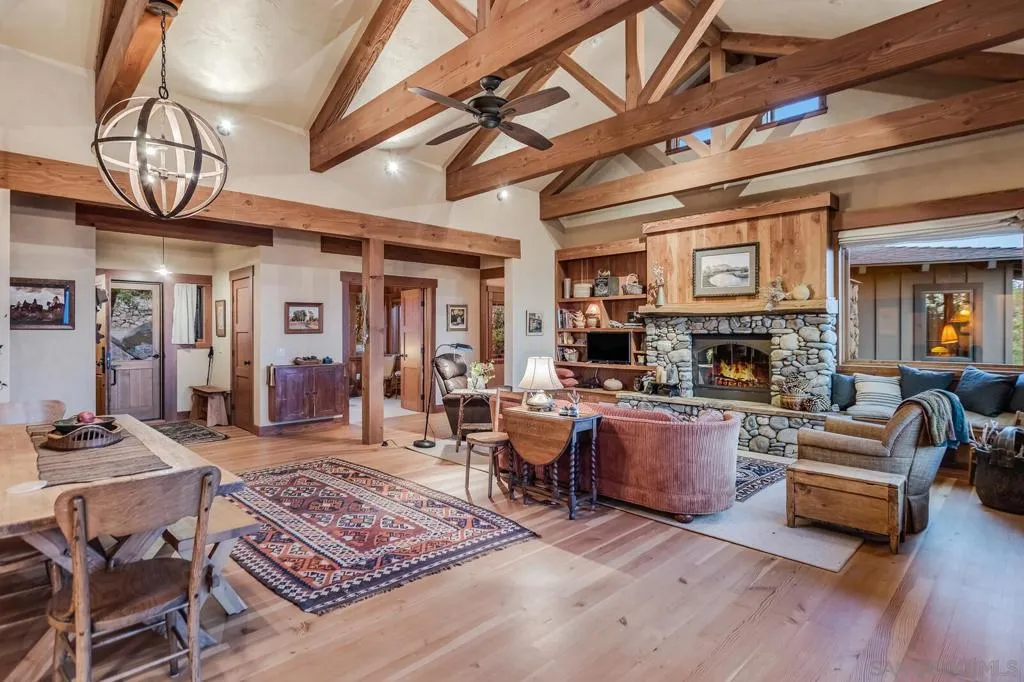 35750 Mountain Circle Dr, Julian, California 92036 home-pic-16