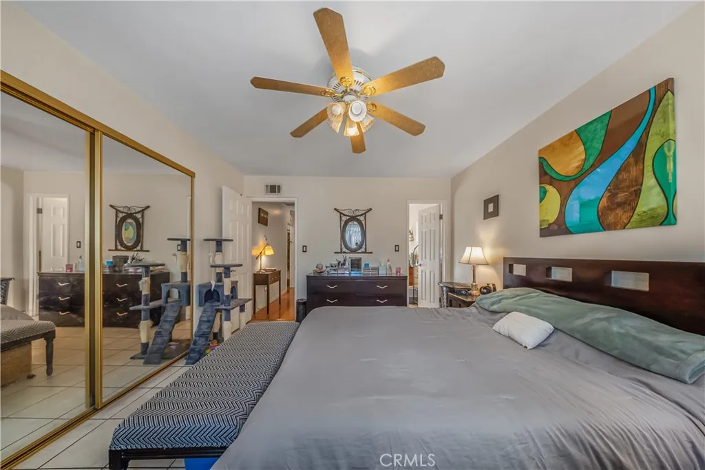 11229 Mclennan, Granada Hills, California 91344 home-pic-27