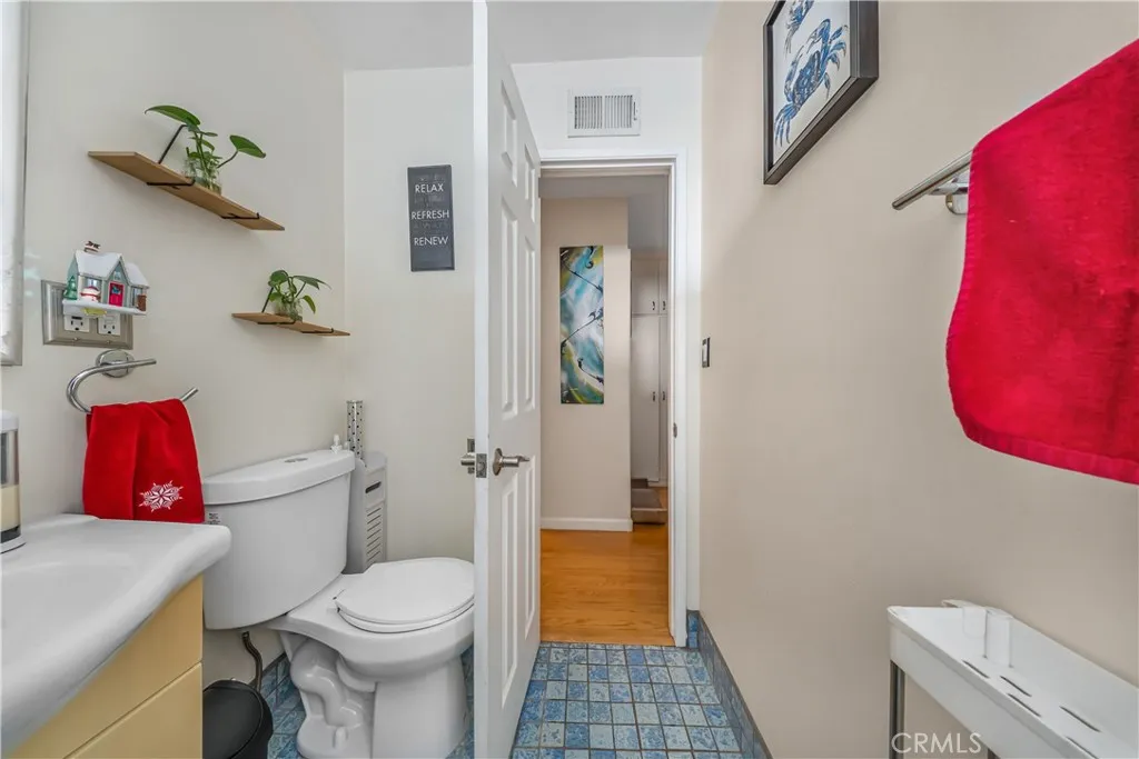 11229 Mclennan, Granada Hills, California 91344 home-pic-30