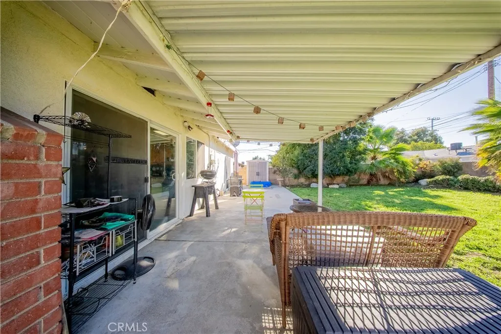 11229 Mclennan, Granada Hills, California 91344 home-pic-15