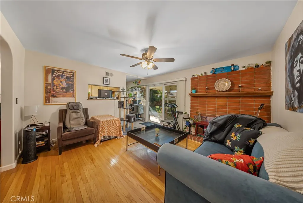 11229 Mclennan, Granada Hills, California 91344 home-pic-21