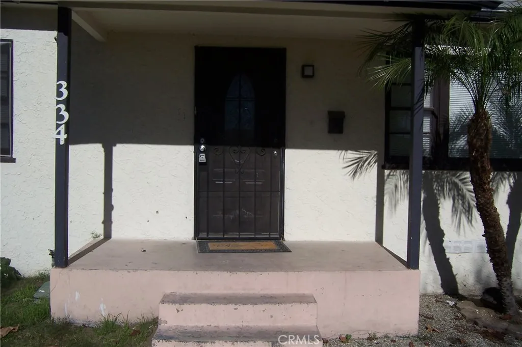 334 Country Club, San Bernardino, California 92404 home-pic-3