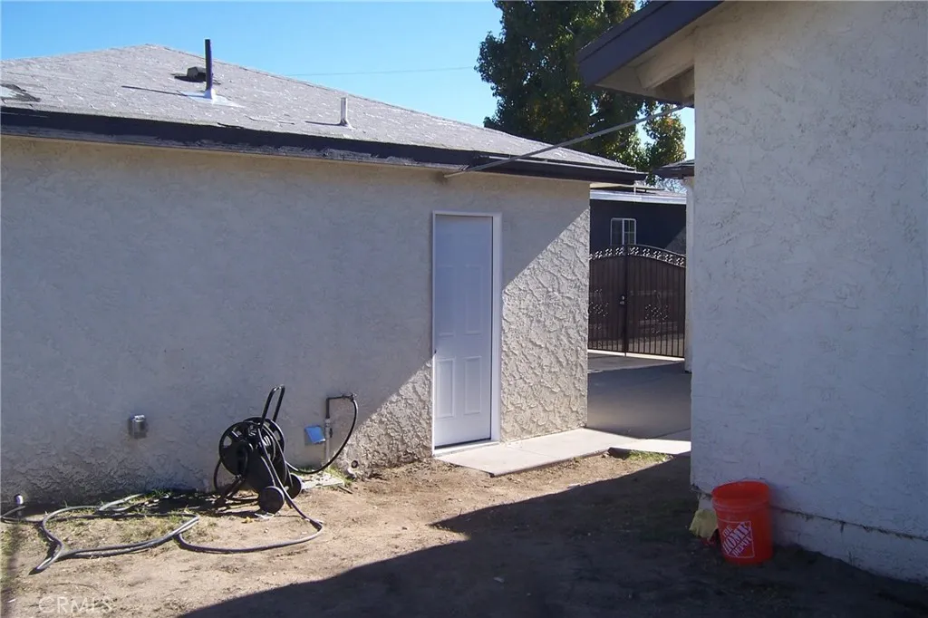 334 Country Club, San Bernardino, California 92404 home-pic-15