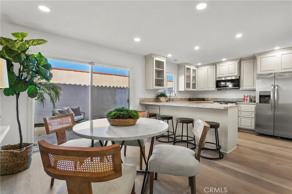568 El Cabrillo, Placentia, California 92870 home-pic-8