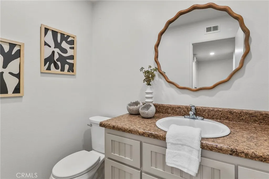 568 El Cabrillo, Placentia, California 92870 home-pic-12