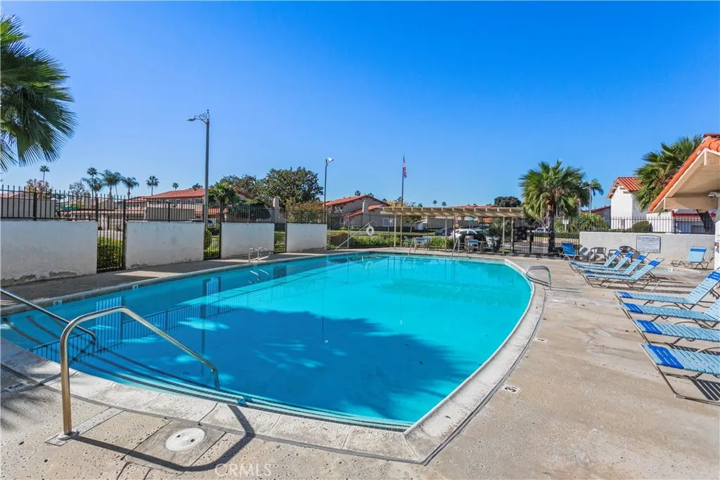 568 El Cabrillo, Placentia, California 92870 home-pic-25