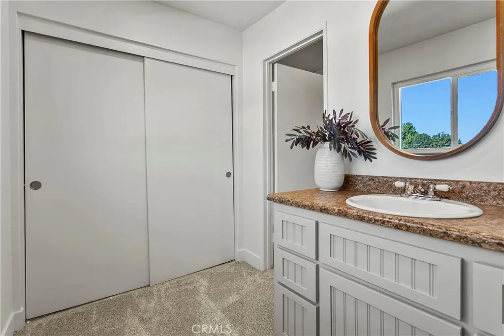 568 El Cabrillo, Placentia, California 92870 home-pic-16