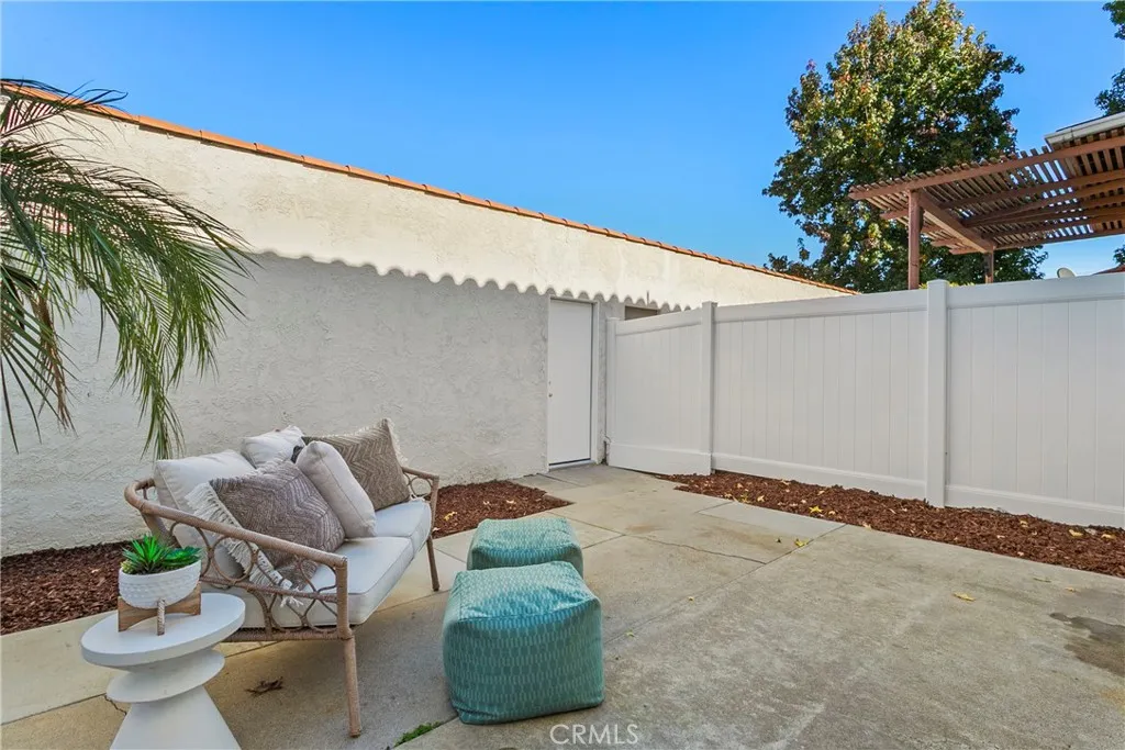 568 El Cabrillo, Placentia, California 92870 home-pic-22