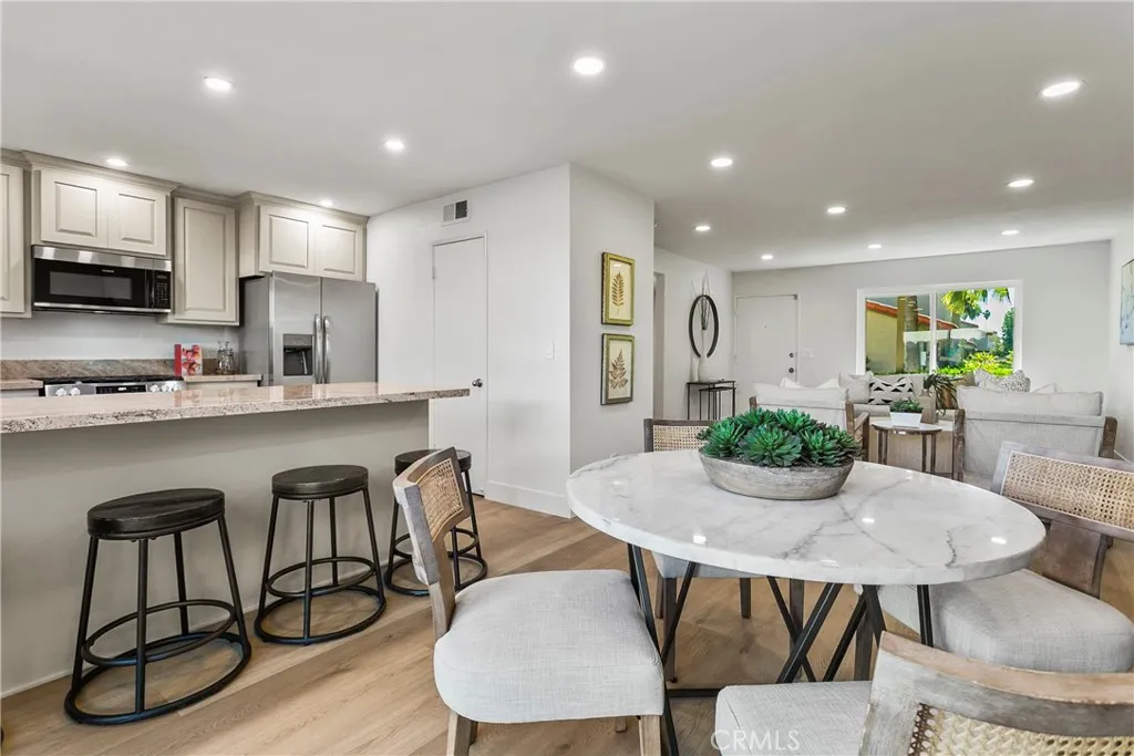 568 El Cabrillo, Placentia, California 92870 home-pic-10