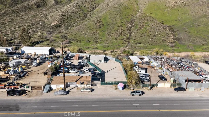 17007 Sierra Hwy, Canyon Country, California 91351