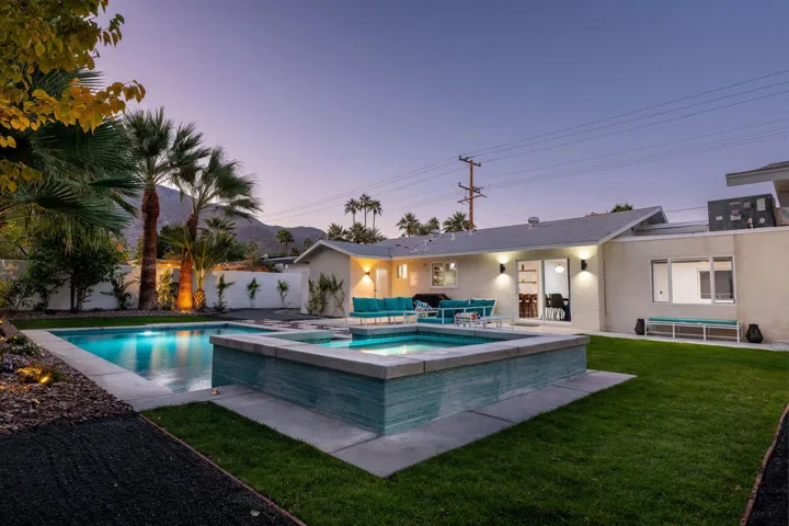 Pool & Spa