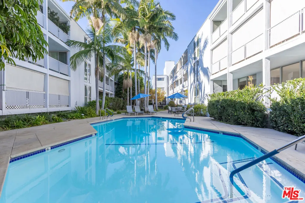 848 N Kings Road 208, West Hollywood, California 90069 home-pic-23