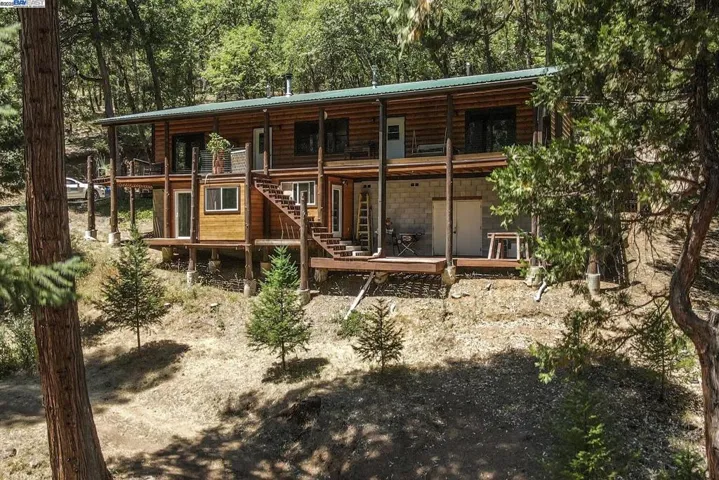 4298 Little Browns Creek Rd, Weaverville, California 96093