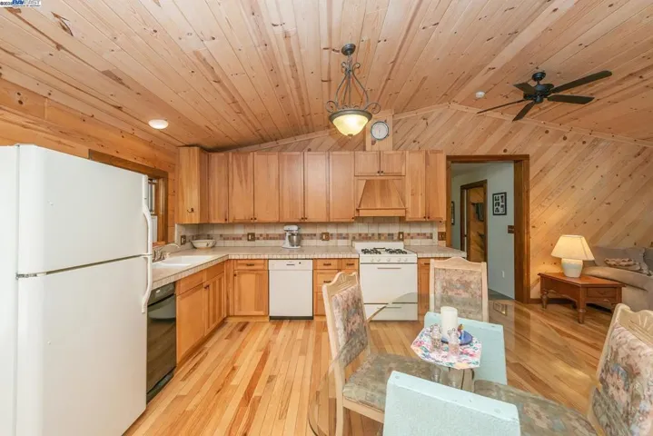 4298 Little Browns Creek Rd, Weaverville, California 96093